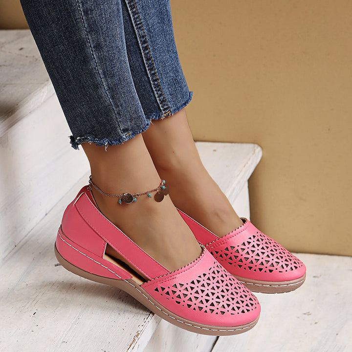 Helen | Closed Toe Slingback Flat Sandal