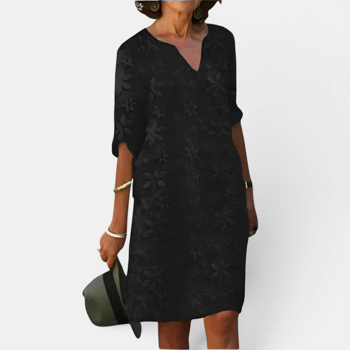 Amber | Floral Knee-Length Shift Dress