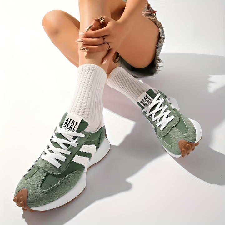 Patsy | Retro Lace-Up Platform Sneaker