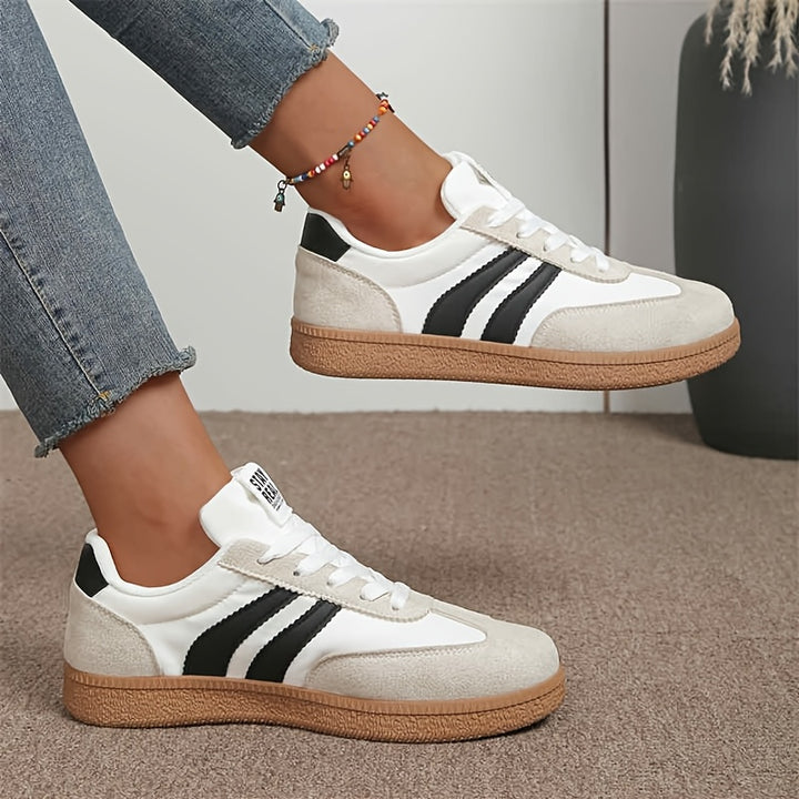 Greta | Lace-Up Low-Top Sneaker with Side Stripe Detail