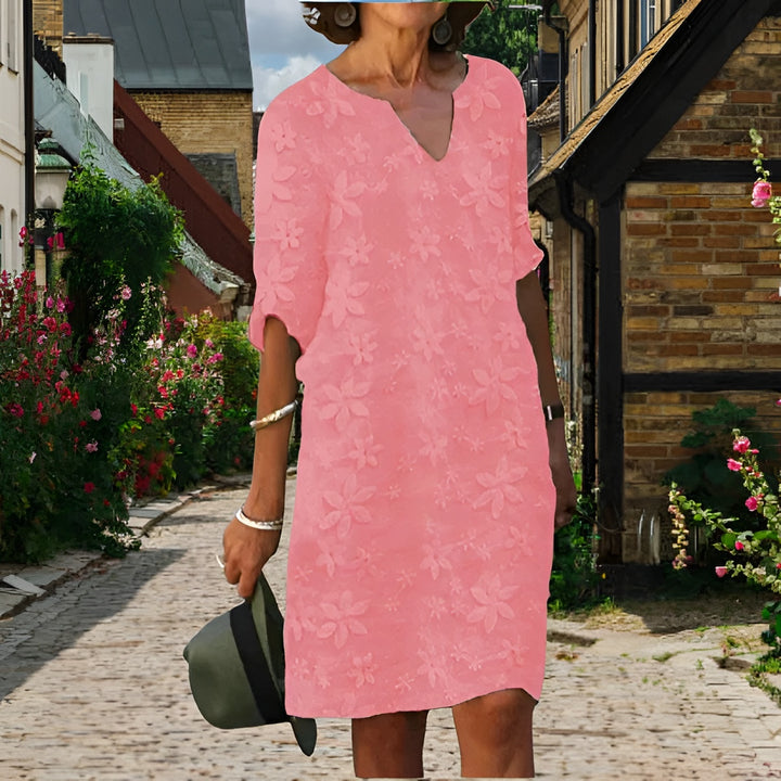 Amber | Floral Knee-Length Shift Dress