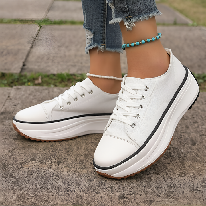 Barbara | Chunky Platform Lace-Up Sneaker