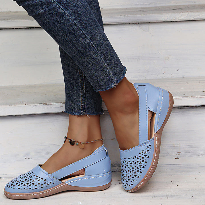 Helen | Closed Toe Slingback Flat Sandal