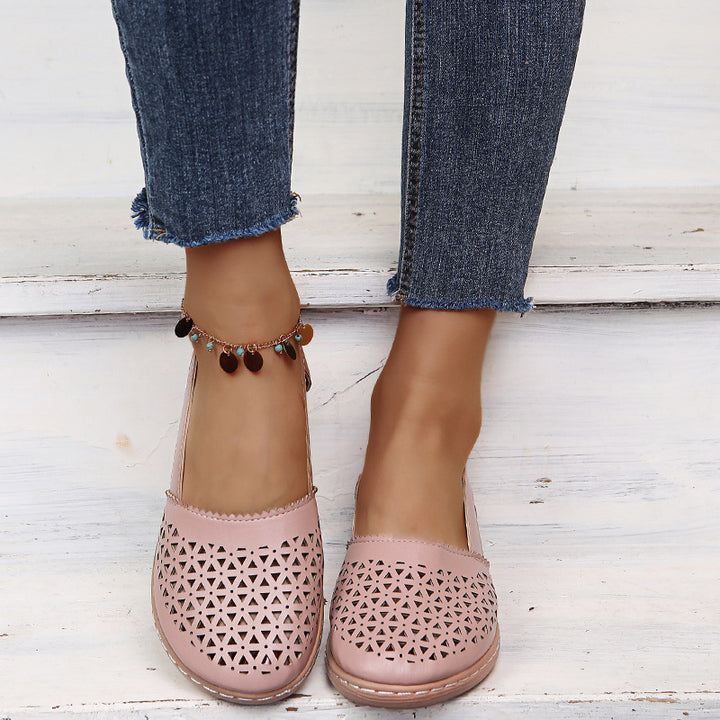 Helen | Closed Toe Slingback Flat Sandal