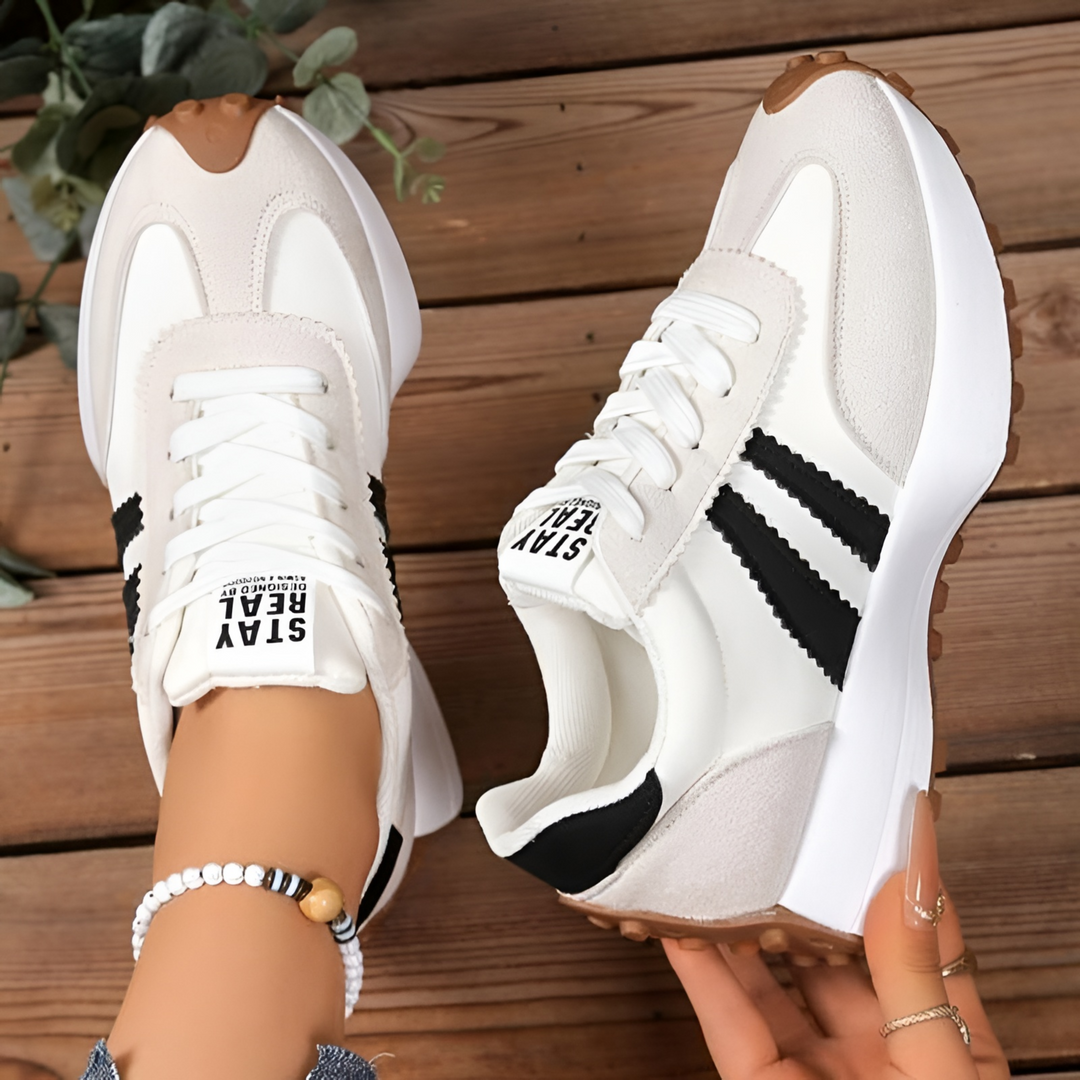 Patsy | Retro Lace-Up Platform Sneaker