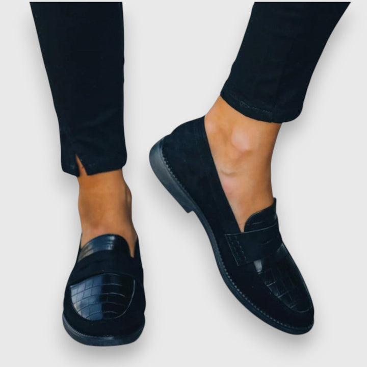 Kathleen | Embossed Penny Loafer