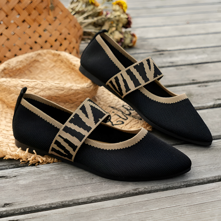 Cordelia | Pointed-Toe Mary Jane Flat