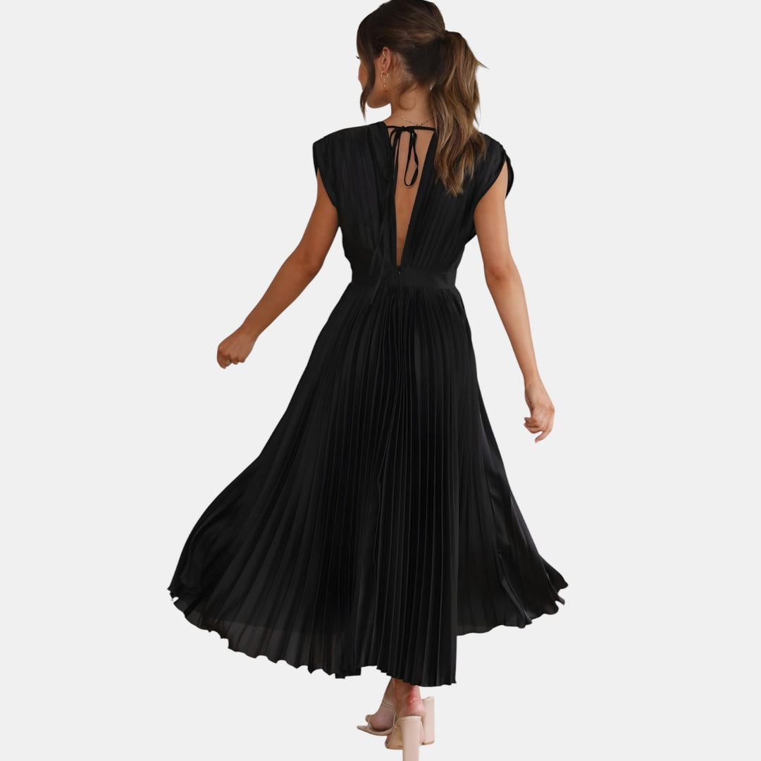 Winifred | Pleated V-Neck Maxi Dress