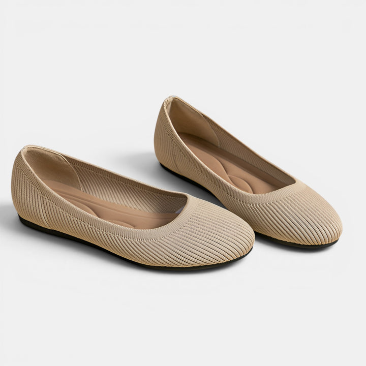 Linda | Pointed Toe Ballet Flat with Clean Minimal Upper and Slip-On Entry