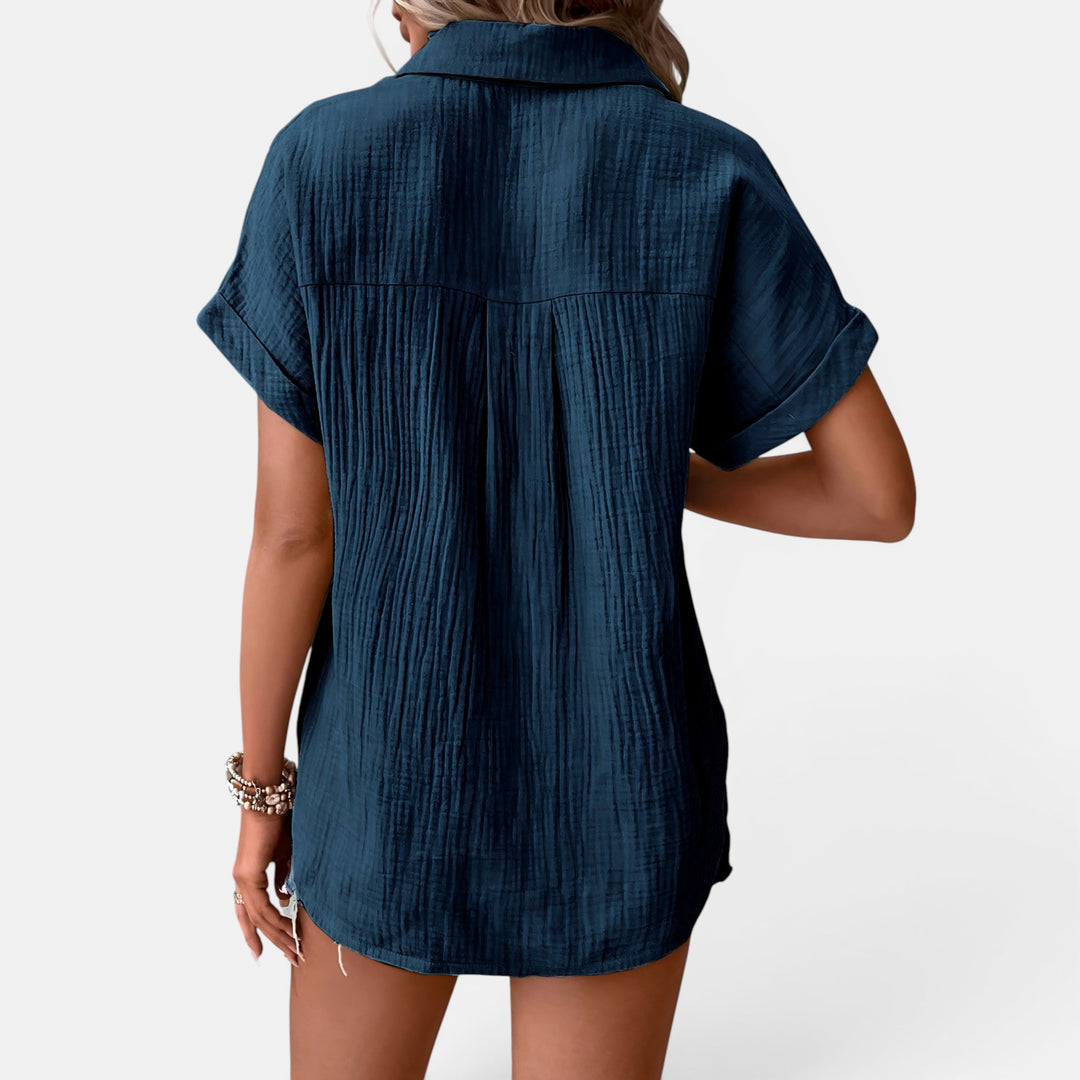 Eleanora | Short Sleeve Textured Button-Front Shirt