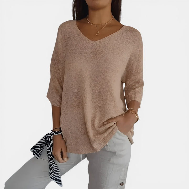 Susan | V-Neck 3/4 Sleeve Relaxed Top