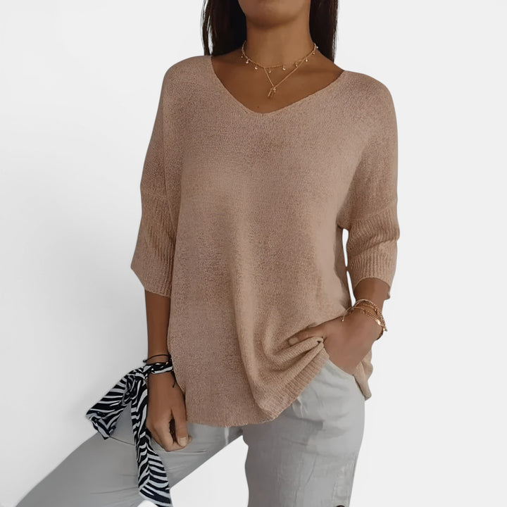 Susan | V-Neck 3/4 Sleeve Relaxed Top