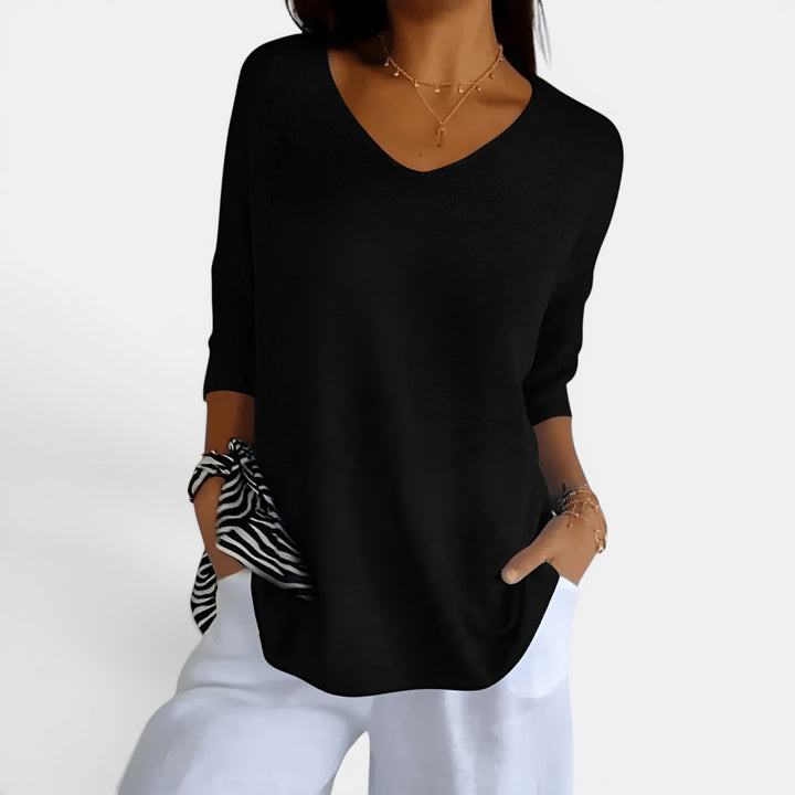 Susan | V-Neck 3/4 Sleeve Relaxed Top