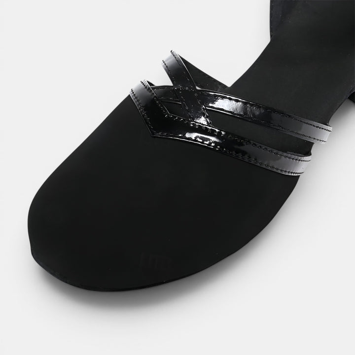Christa | Low Heel Closed-Toe Shoe with Double Ankle Strap